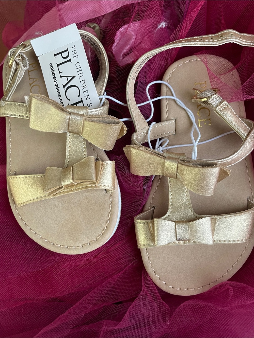 NWT The Children's Place Metallic Gold Bow Sandals size 7